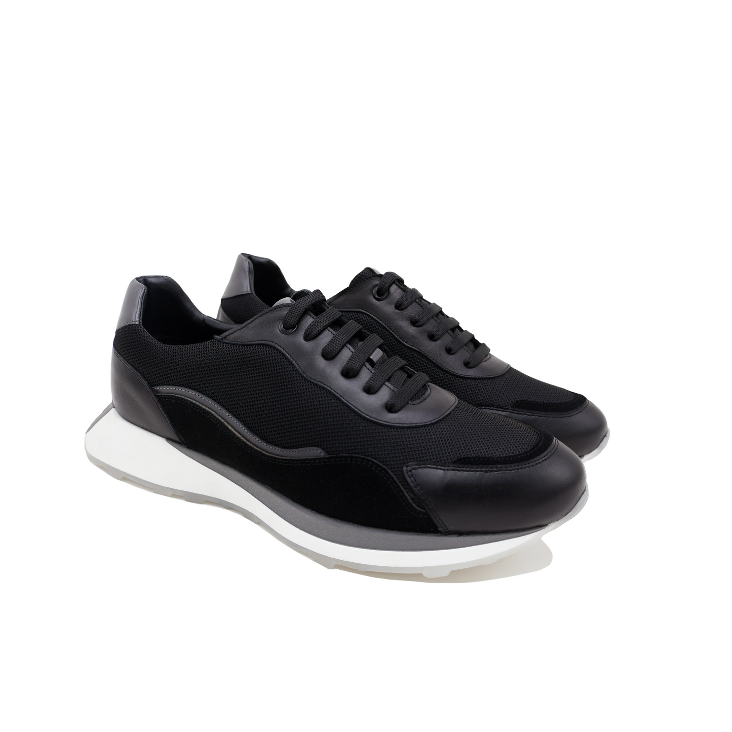 Shiny black classic sneakers