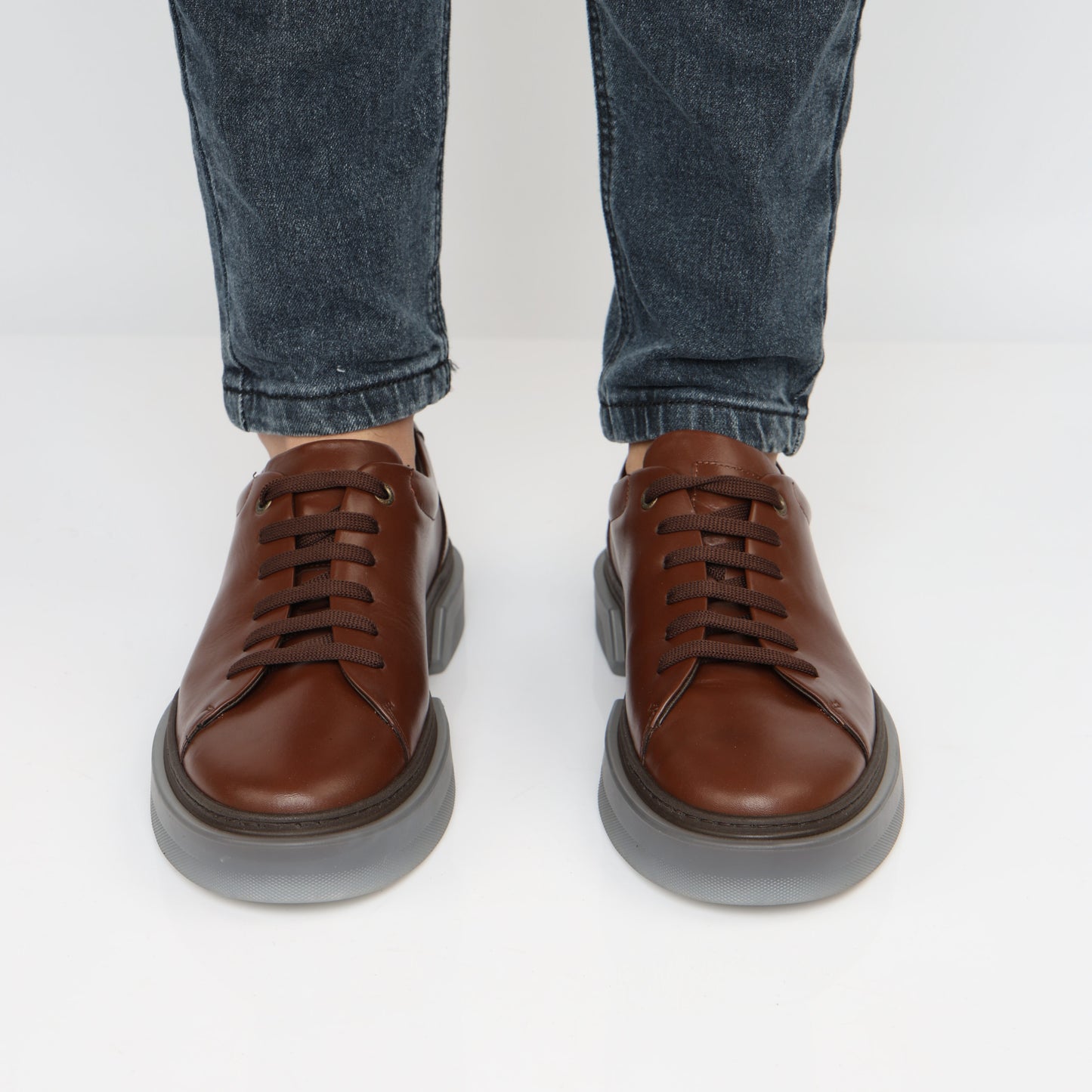 Brown Classic sneakers