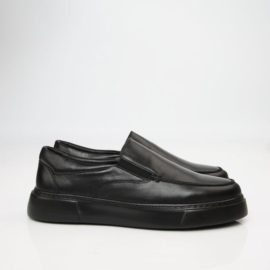 Sleek Black Loafer