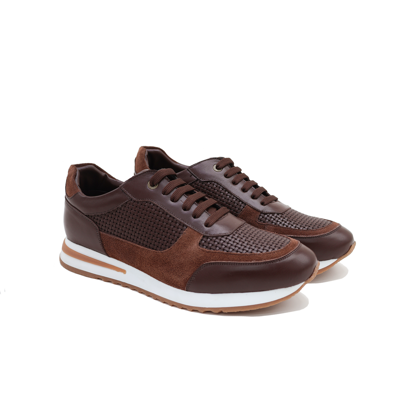 Modish brown timeless sneakers